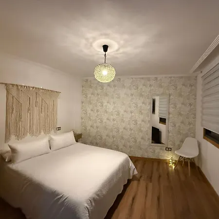 Estudio Sanjurjo Badia Apartment